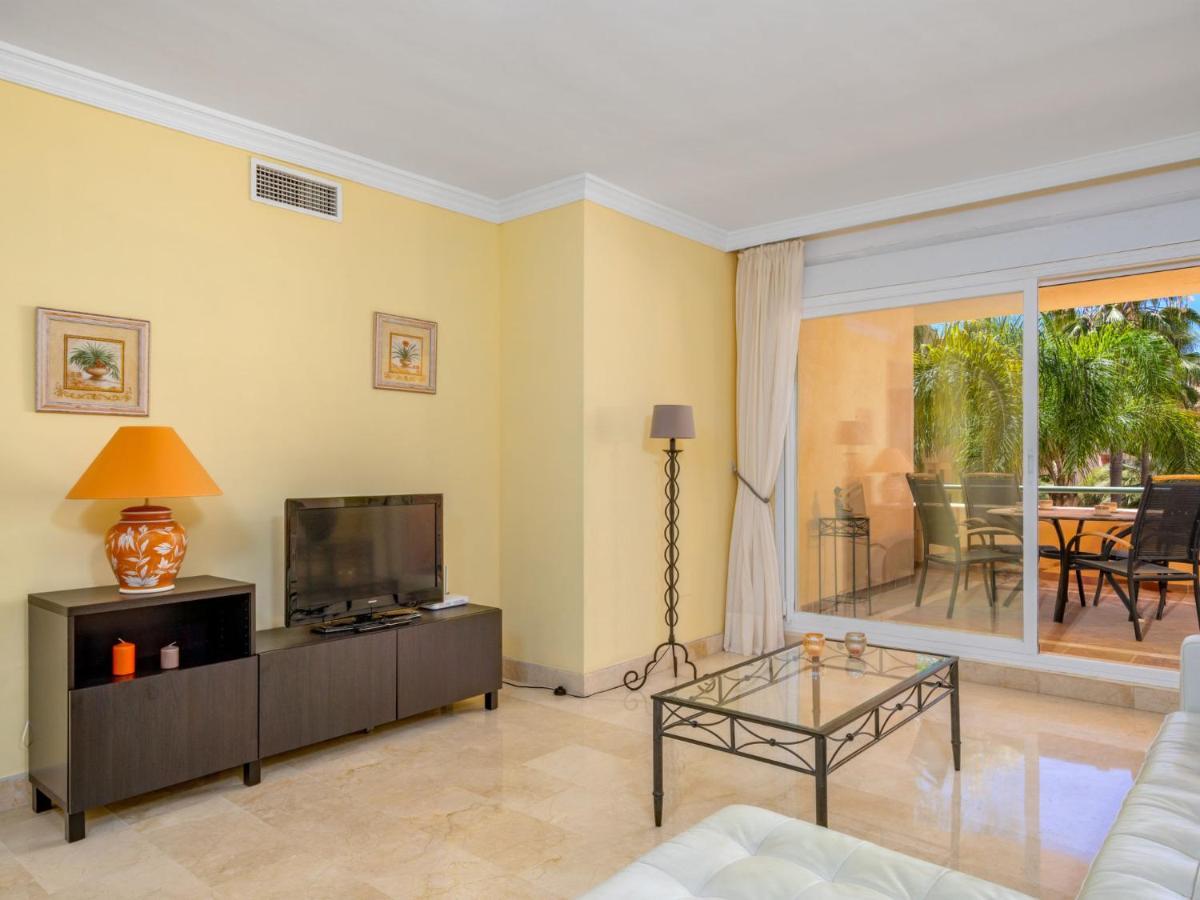 Apartamento Patios De Santa Maria By Interhome Marbella